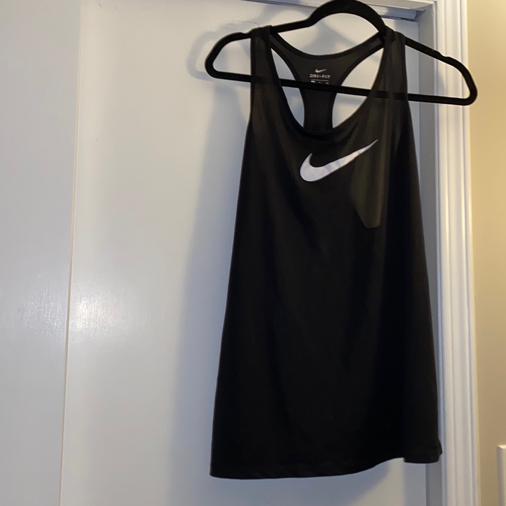 Nike tank